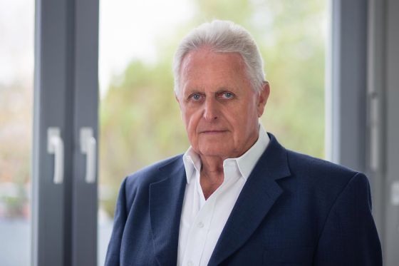 Günther Weiss